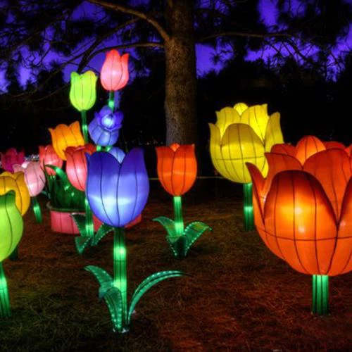 Kiinan lyhtynäyttely myytävänä