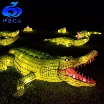 Waterproof Fabric Crocodile Lantern